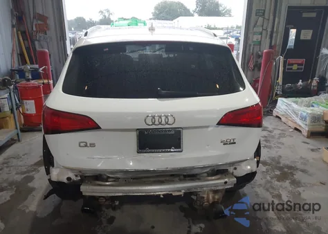2016 Audi Q5 Premium Plus z USA, uszkodzony, nr VIN WA1L2AFPXGA122302